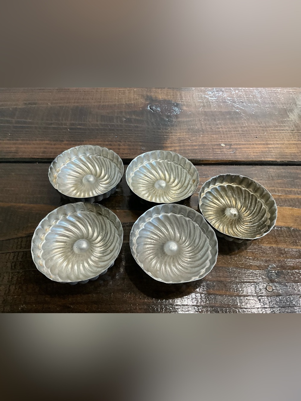 Vintage Lot of 5 Mini Bundt Jello Aluminum Pans Tins Swirl 3.75”